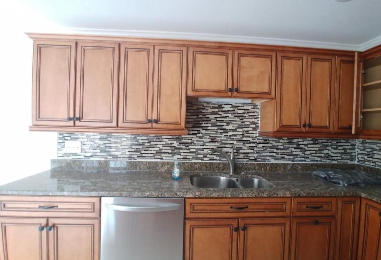 3002 Meadow Hill Dr - Photo 2 of 13