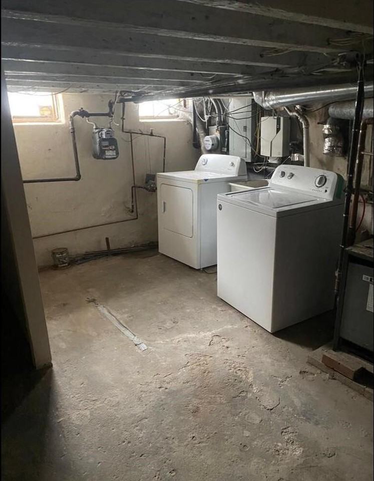 1212 N Howard St - Photo 4 of 11