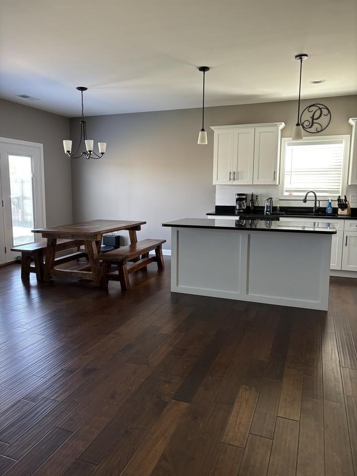 101 Aiden Ln - Photo 2 of 6