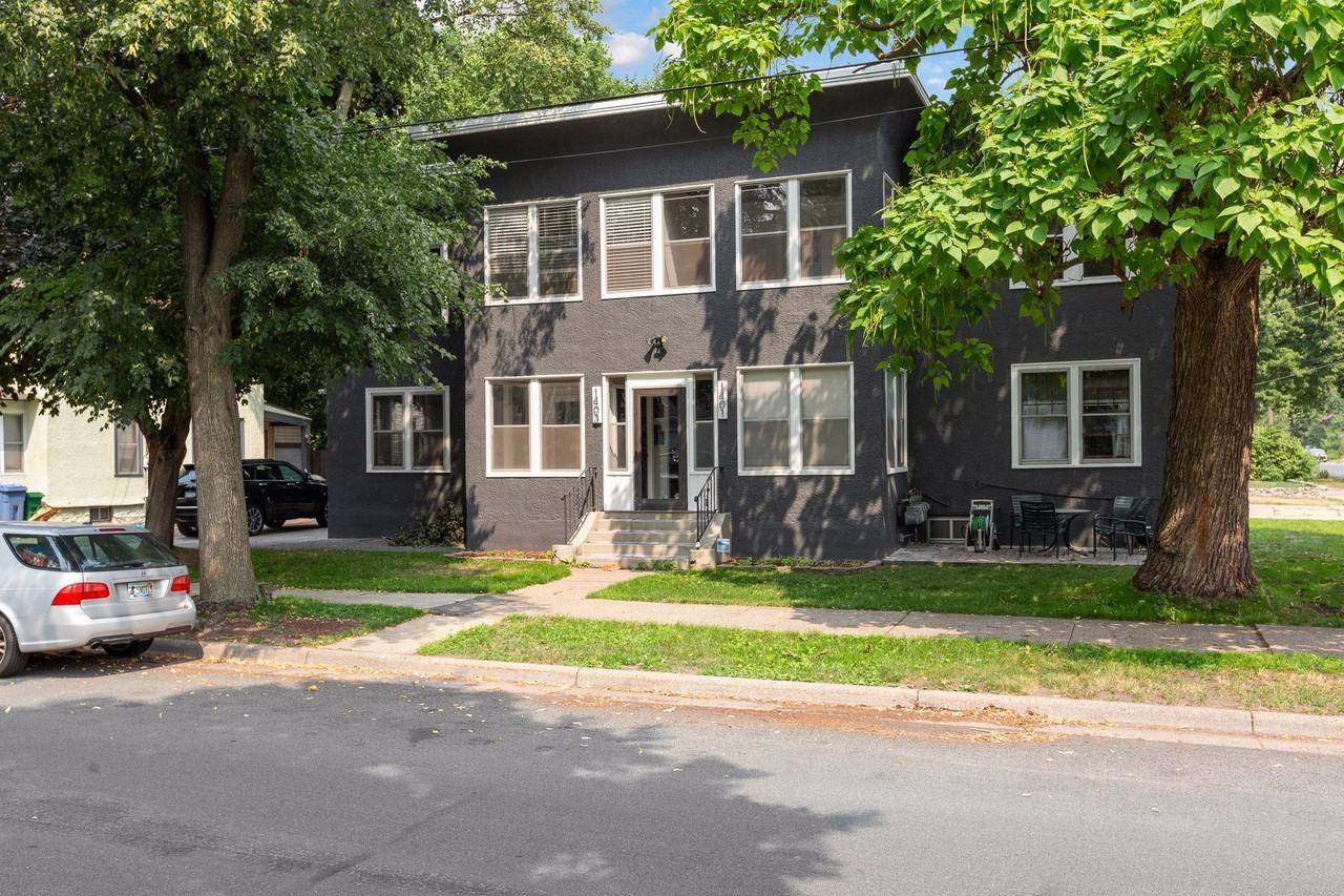 1401 3rd St Ne - Photo 3 of 13