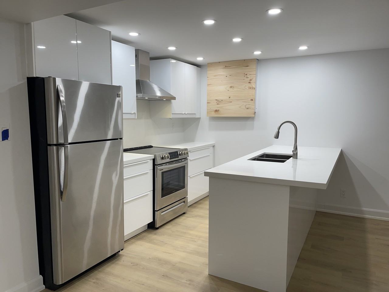 25 Knight Street Lower - Photo 2 of 12