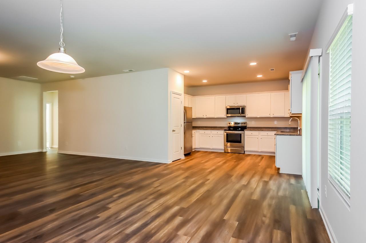 176 Nottingham Road - Photo 3 of 21