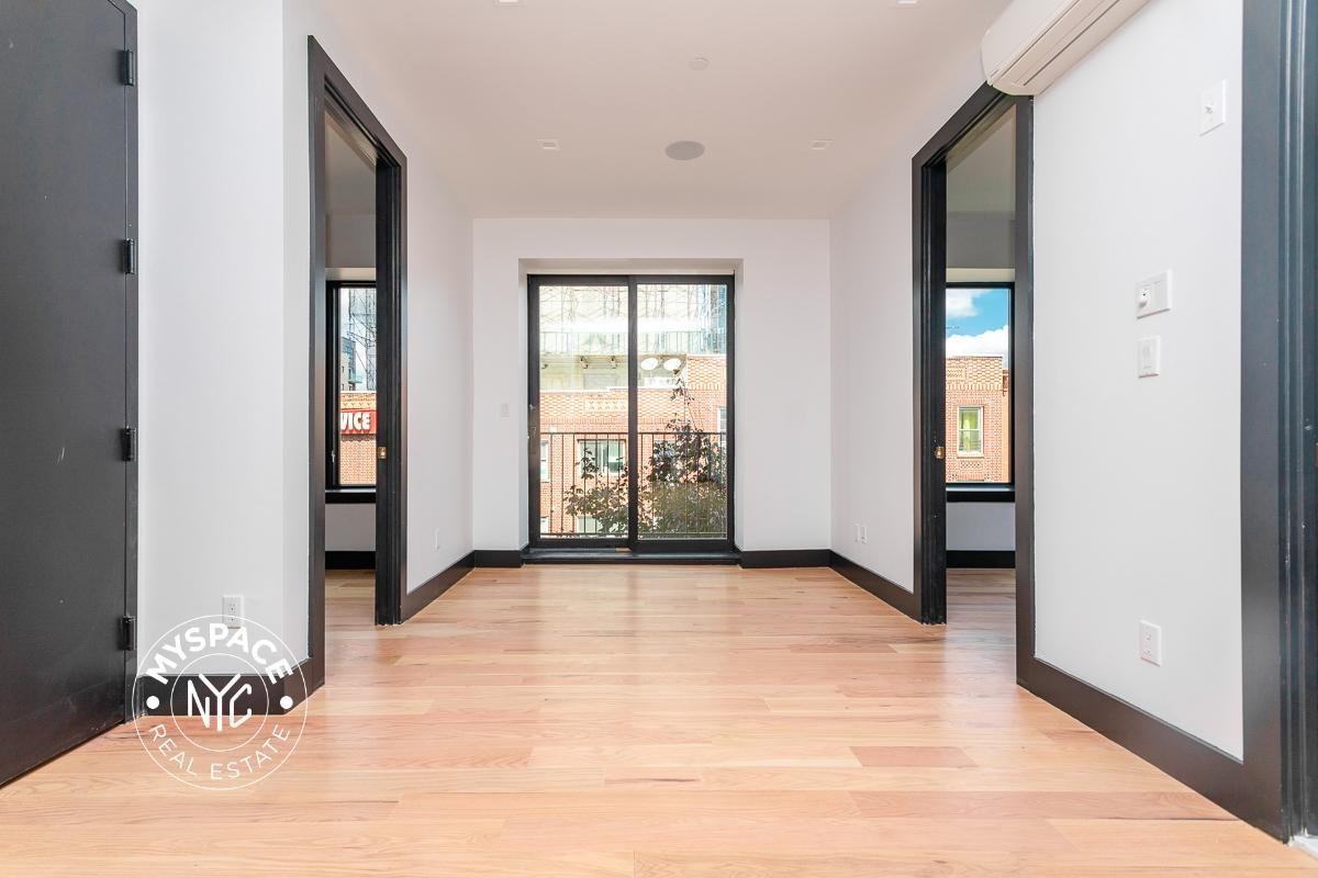 561 4th Ave #3B - Photo 3 of 15