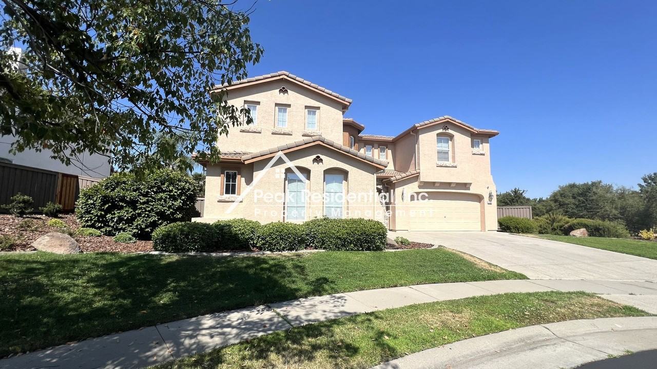 3351 Jami Ct - Photo 2 of 50
