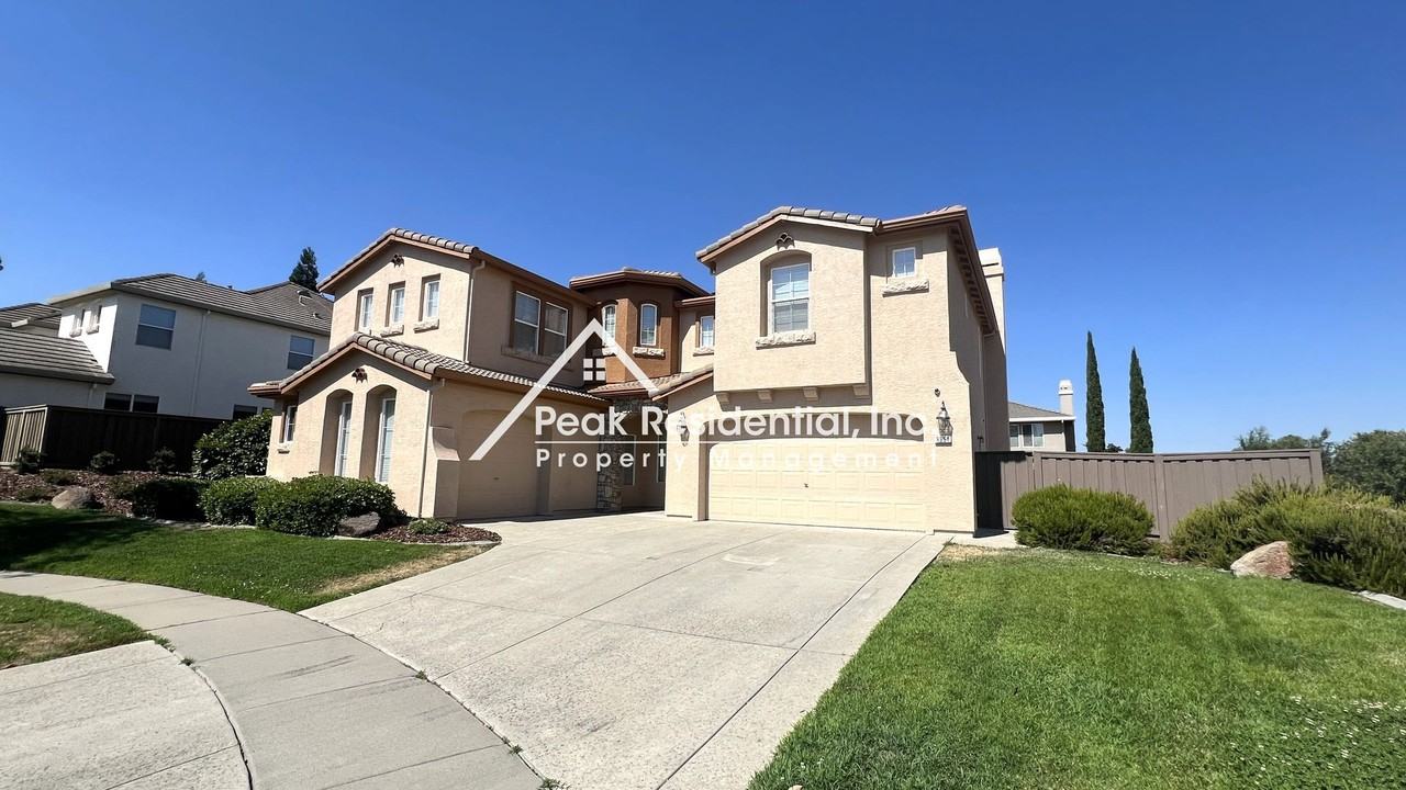 3351 Jami Ct - Photo 3 of 50