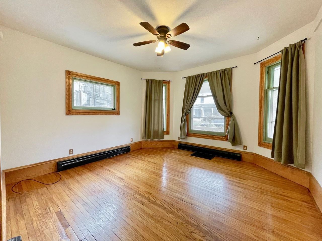 150 Campbell Pl Ne - Photo 3 of 26