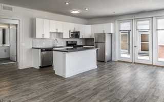 featured image of 411 North Ave W
