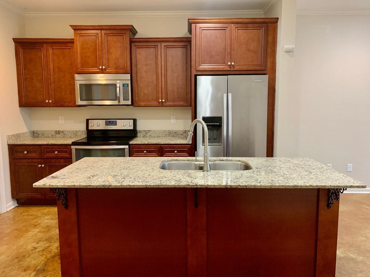 109 Ella St - Photo 4 of 15