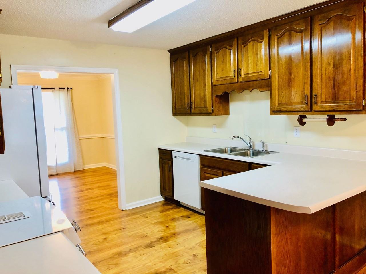 106 Hazel Trce - Photo 3 of 25