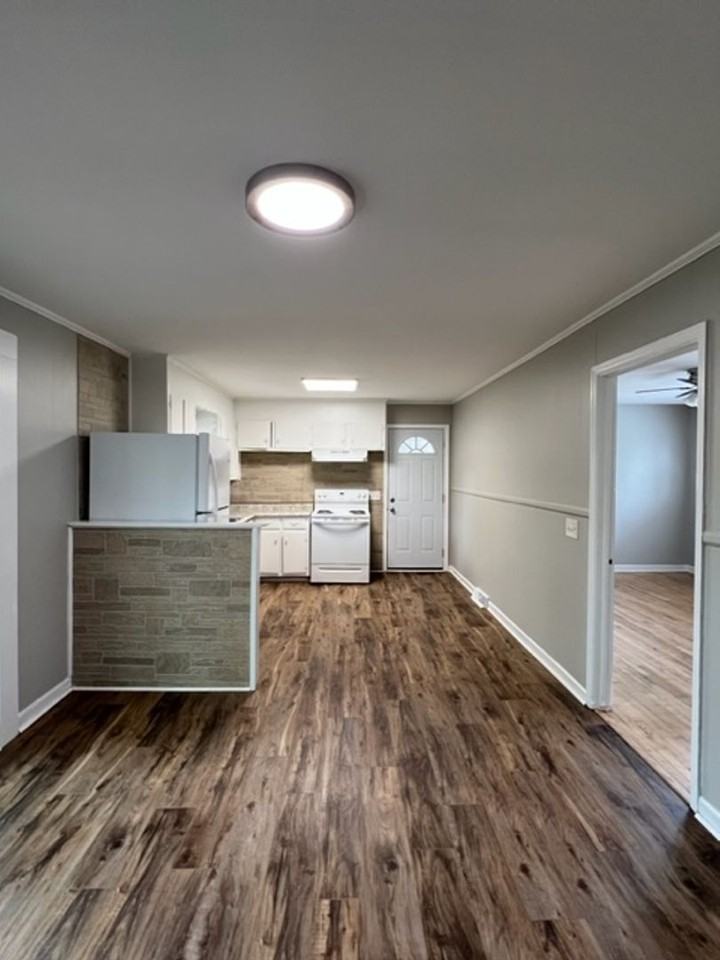 111 South Buckhorn Road - Photo 6 of 18