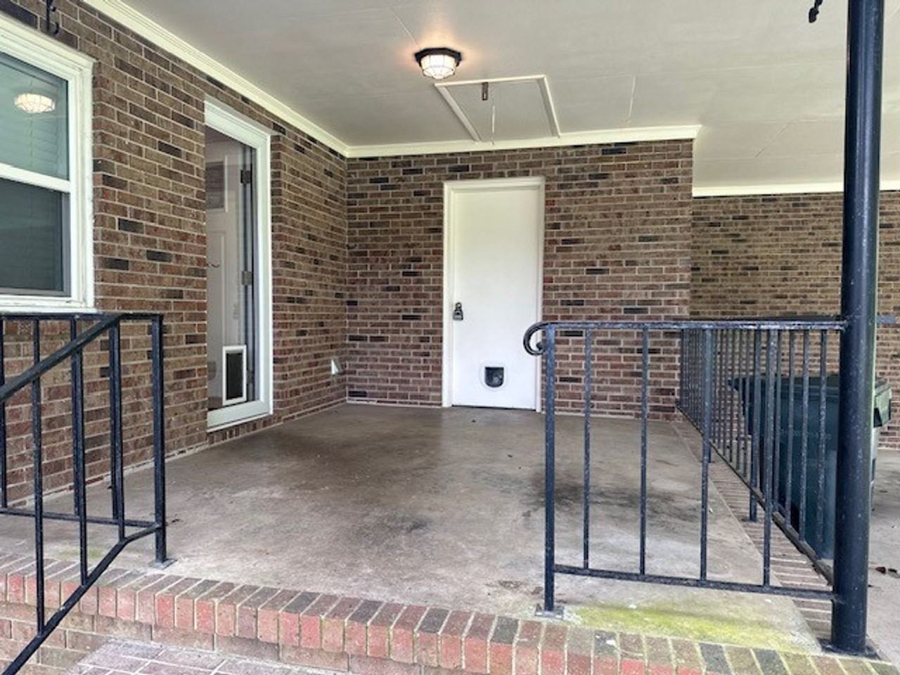 406 S Rushing St - Photo 3 of 33