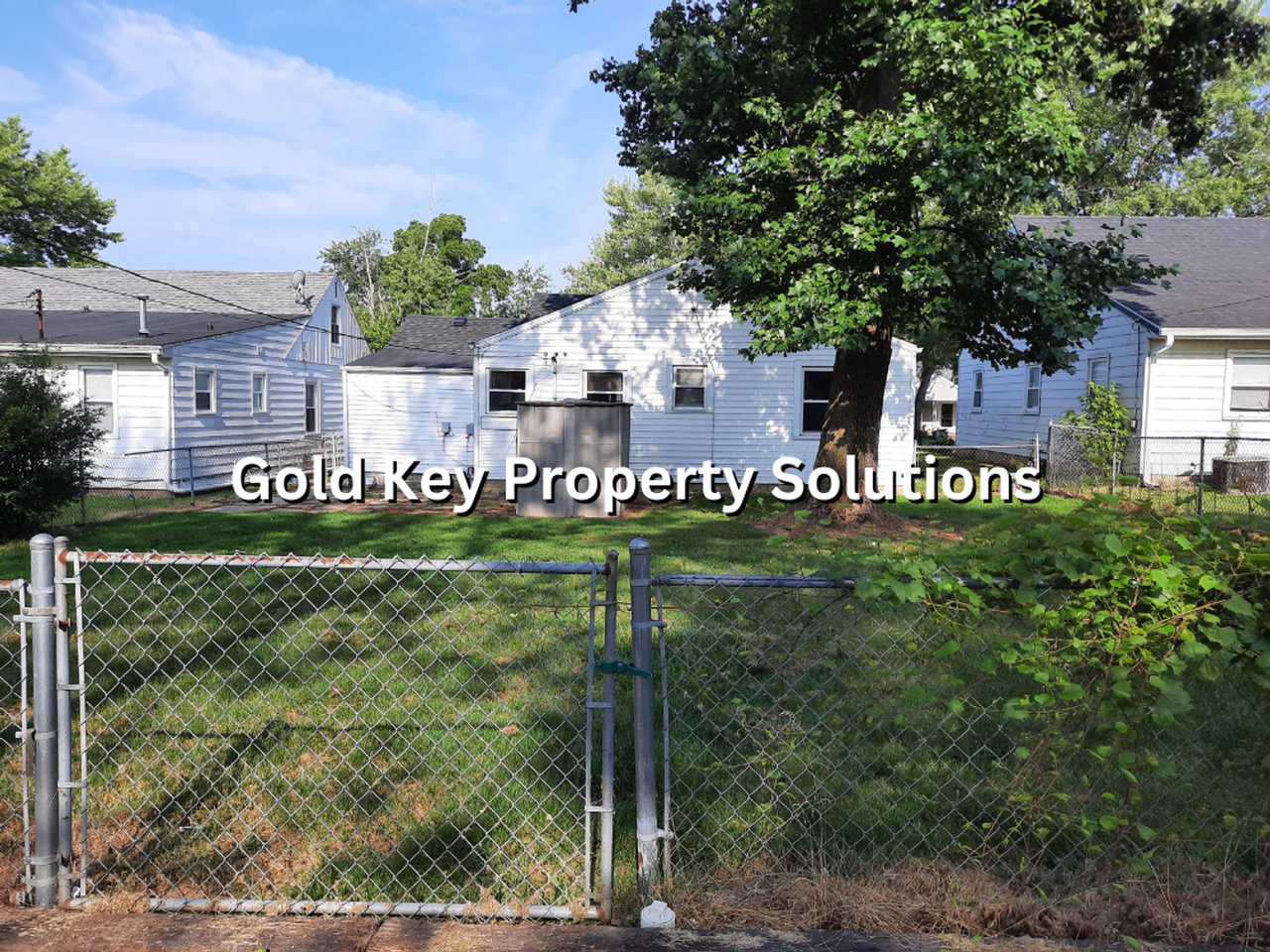 2212 N Hollywood Ave - Photo 6 of 19