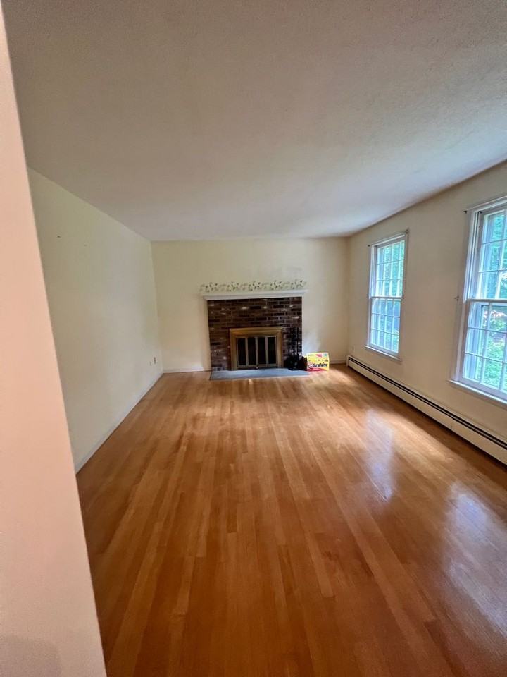 29 Stonehill Dr - Photo 3 of 14