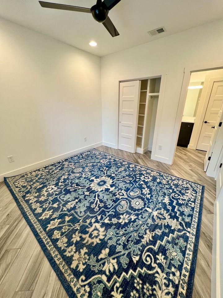 1106B S Douglas Ave - Photo 2 of 13