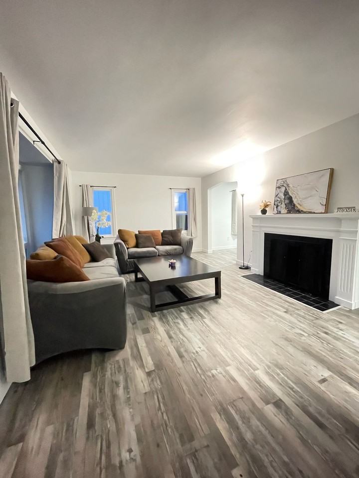 2909 N 11th St #4 - Photo 2 of 22