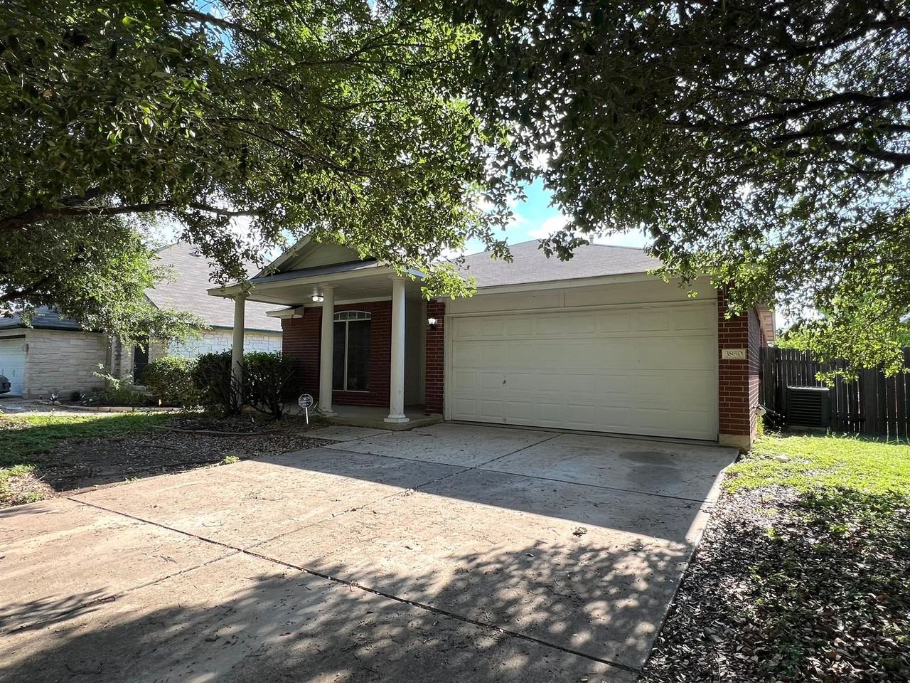 3850 Willie Mays Ln - Photo 2 of 22
