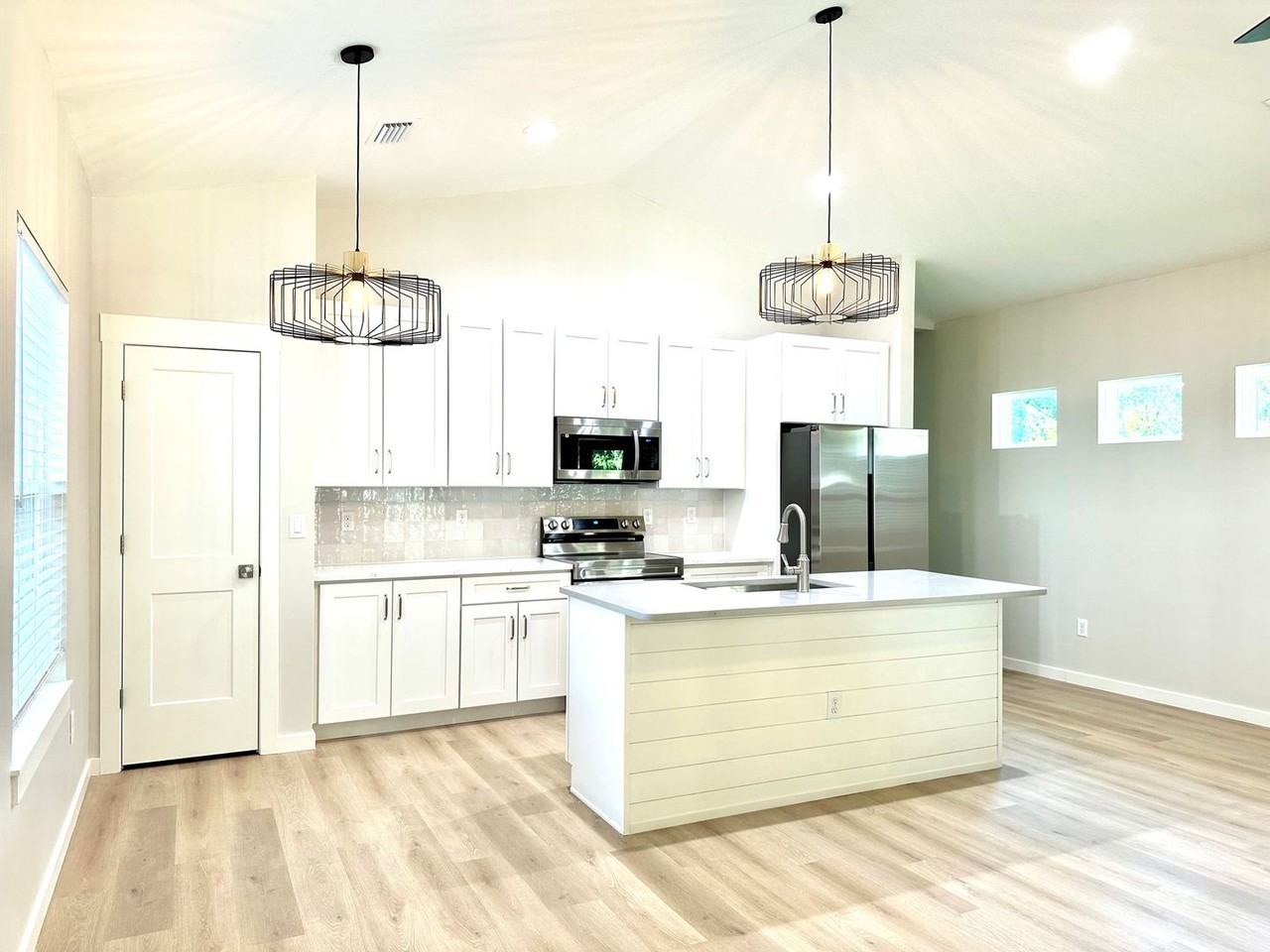 532 S 13th Ter - Photo 7 of 33