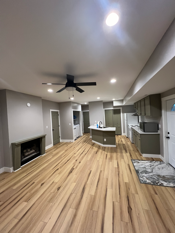 704 West 15th Street #A - Photo 2 of 13