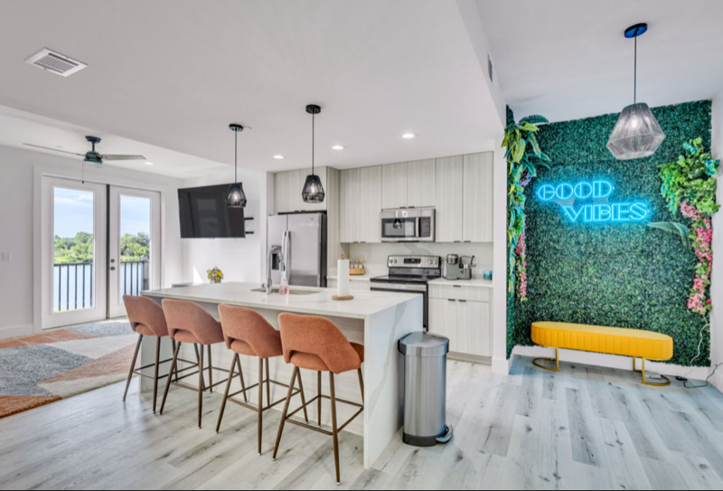 1302 Magnolia St #A104 - Photo 6 of 17