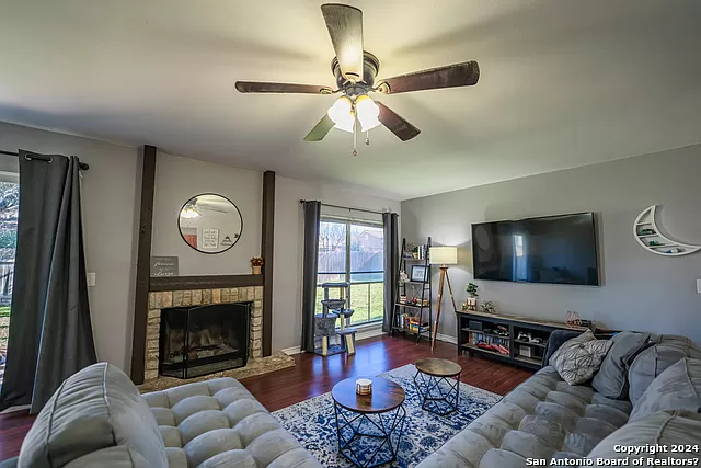 12517 Minuteman Dr - Photo 3 of 18