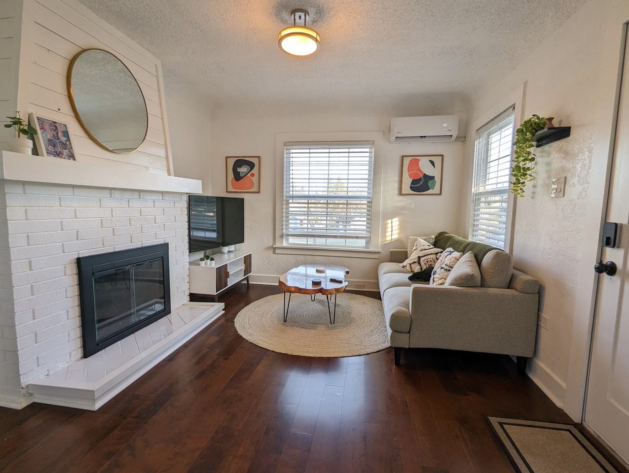 8143 10th Ave Sw #NA - Photo 3 of 8