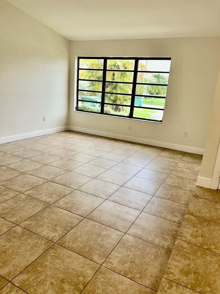 13365 Sw 1st Ter #NA - Photo 3 of 45