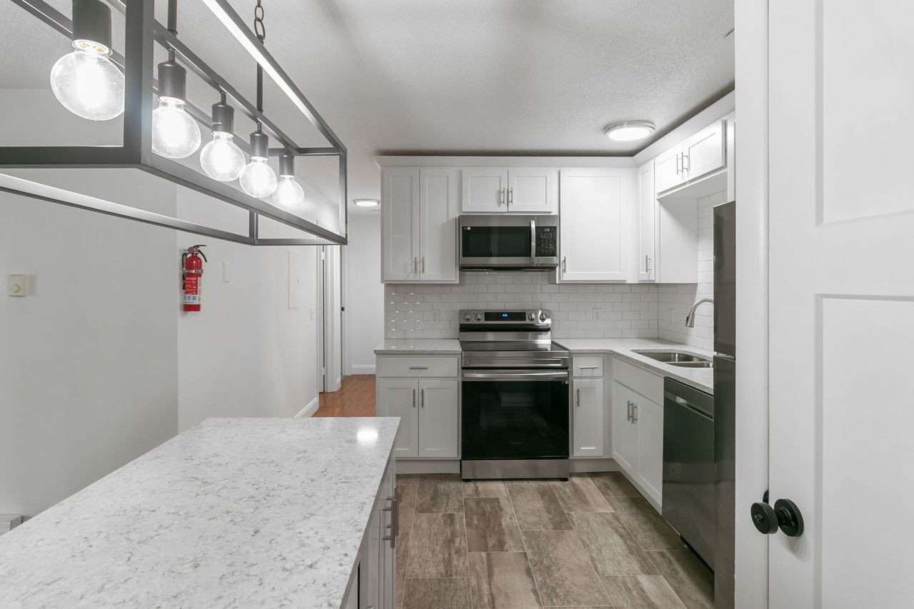 The Lofts at Sprague (Sprague and Michigan LLC) - Photo 6 of 21