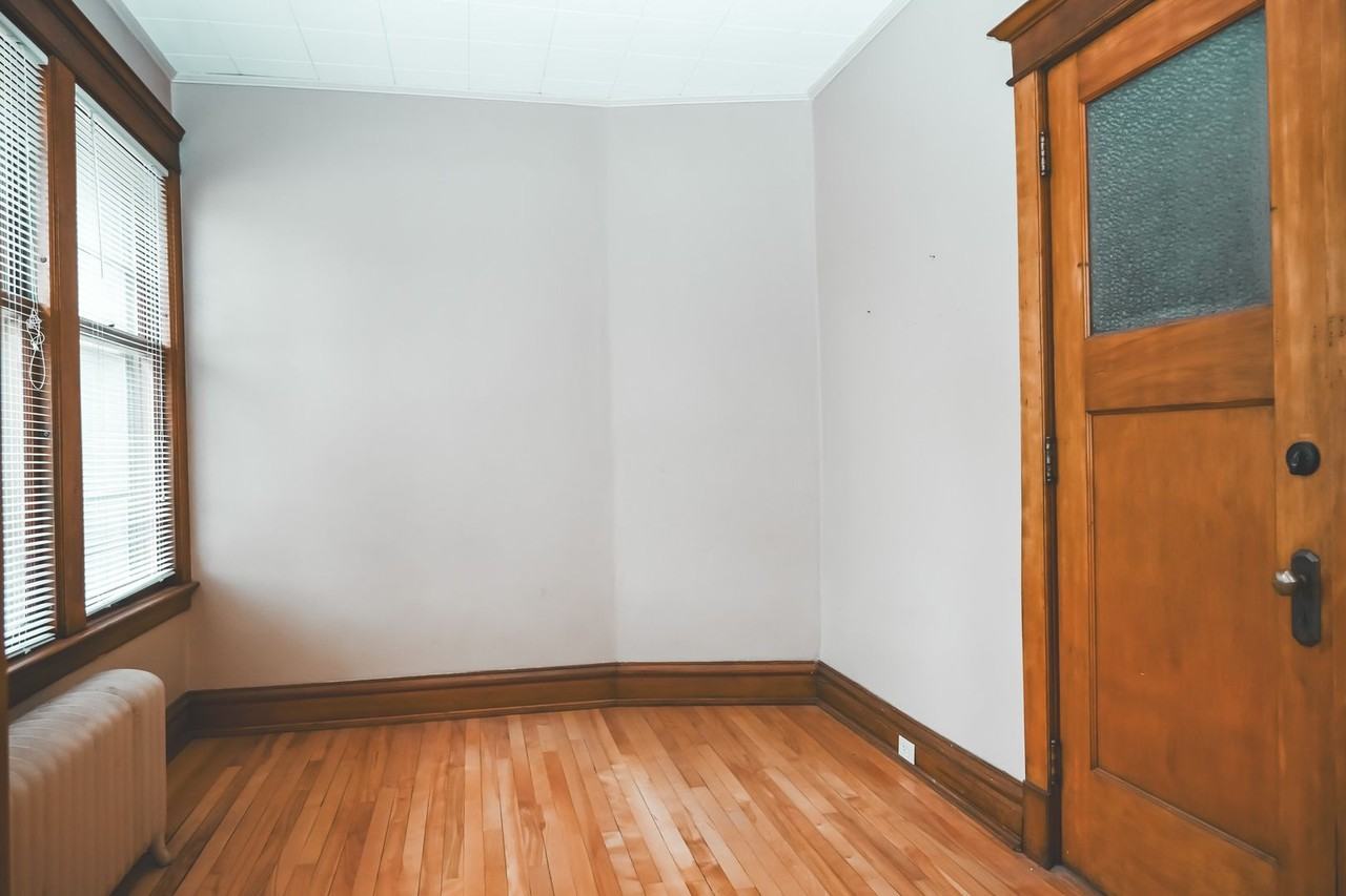 Belmont Apartments 611 Gertrud, 402 S 6th, 406 S 6th - Photo 4 of 23