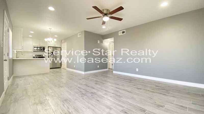 4313 N 21st Dr #3 - Photo 4 of 18