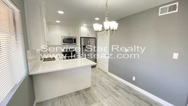 4313 N 21st Dr #3 - Photo 5 of 18