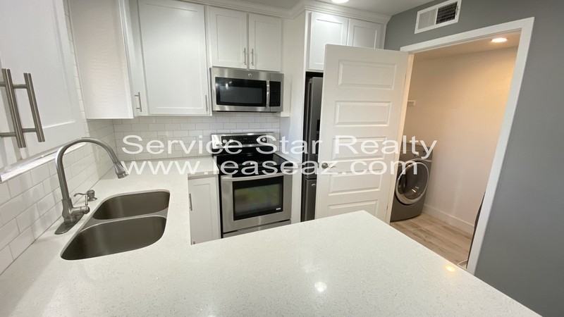 4313 N 21st Dr #3 - Photo 7 of 18