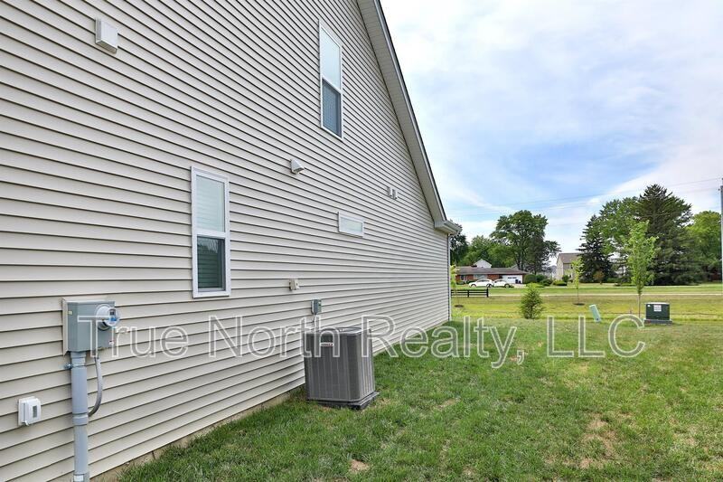 1693 Zucchina Dr - Photo 3 of 47