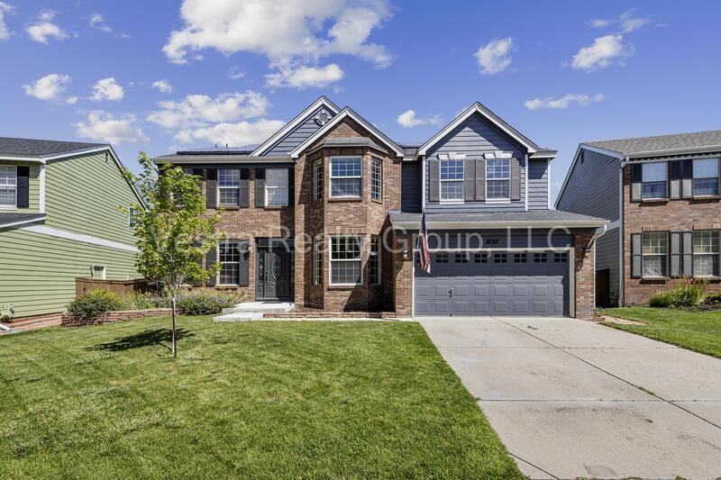 2157 Maples Pl - Photo 5 of 47