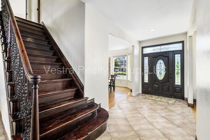 2157 Maples Pl - Photo 7 of 47