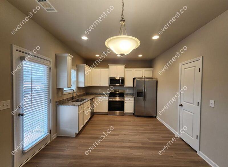 146 Culver St - Photo 2 of 26