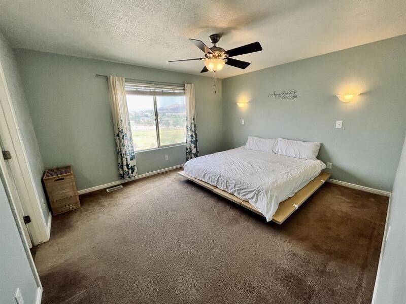 2995 E Lookout Dr - Photo 3 of 21