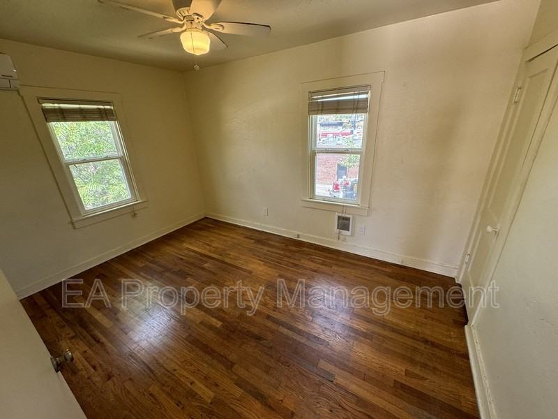 116 Maple St Se #2 - Photo 3 of 11