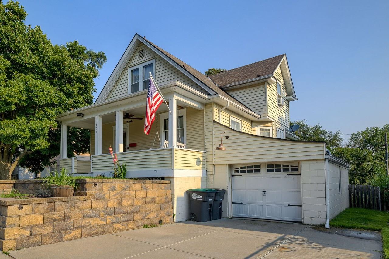 4530 Mayberry St - Photo 3 of 26