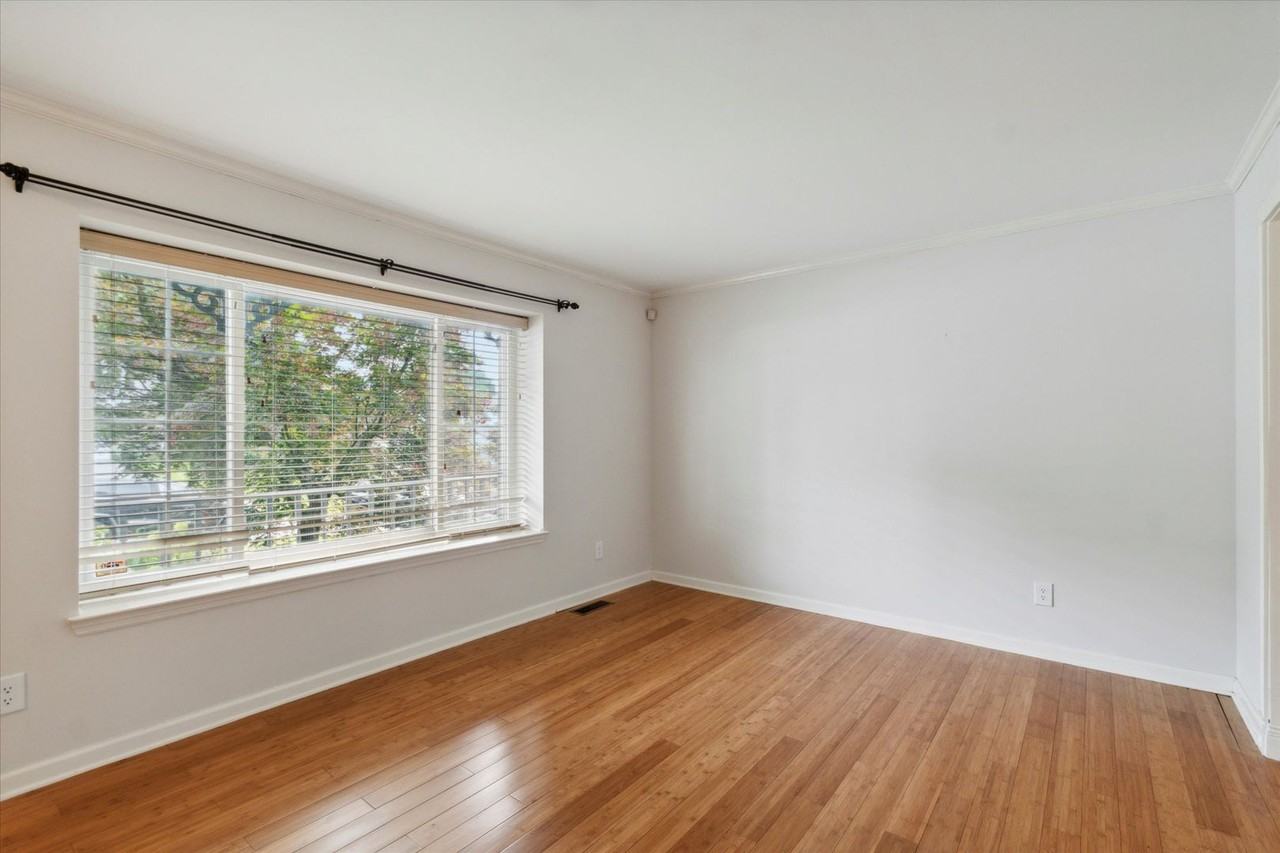 1607 Barbara Dr - Photo 2 of 24