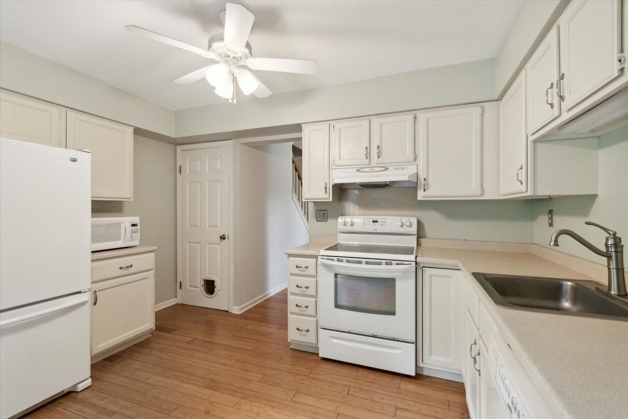 1607 Barbara Dr - Photo 5 of 24