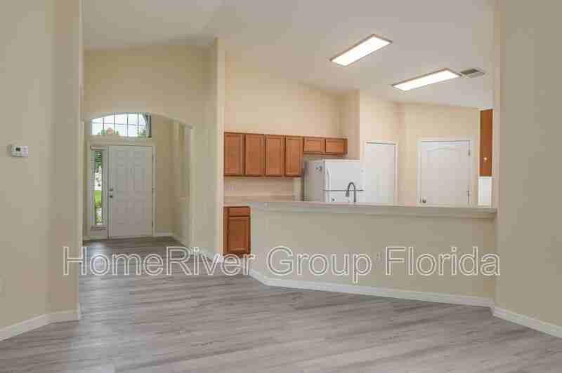 4409 Stoney River Dr - Photo 2 of 28