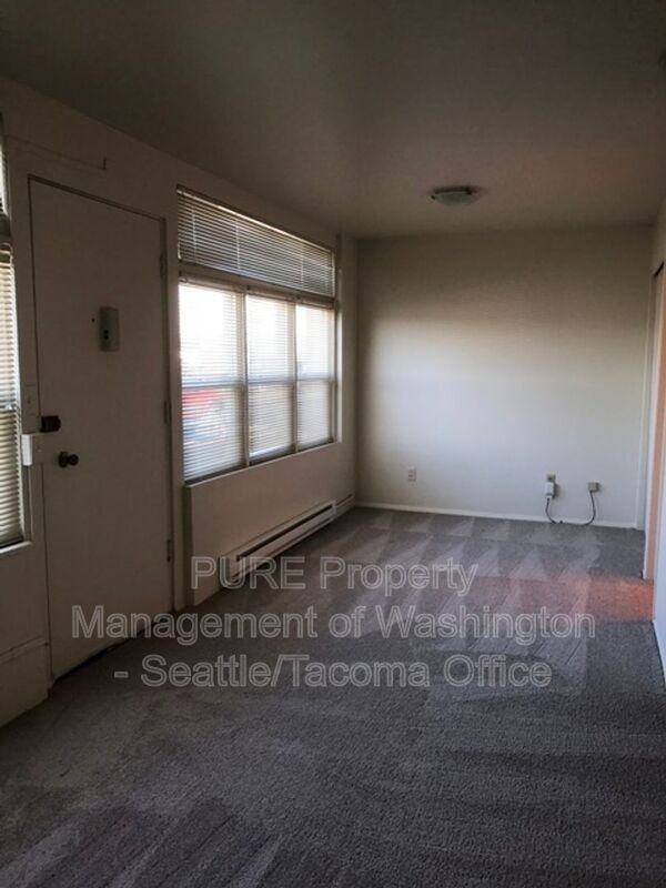2356 Alki Ave Sw - Photo 3 of 5