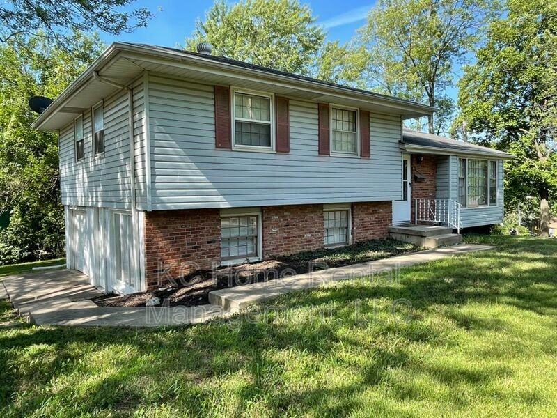 10200 Fremont Ave - Photo 2 of 26