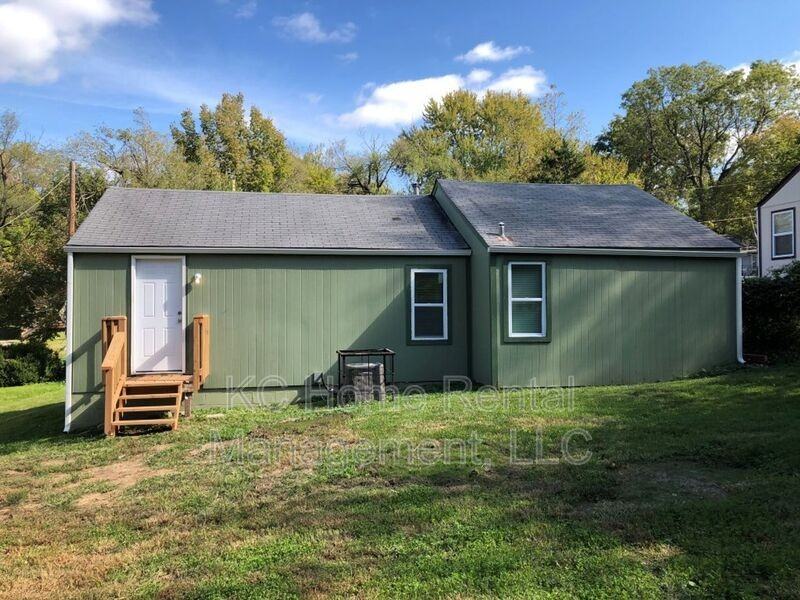 5134 Booth Ave - Photo 2 of 21