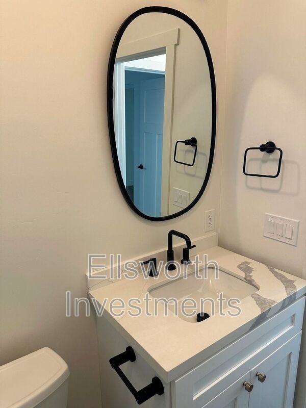 2936 Beech St - Photo 5 of 9