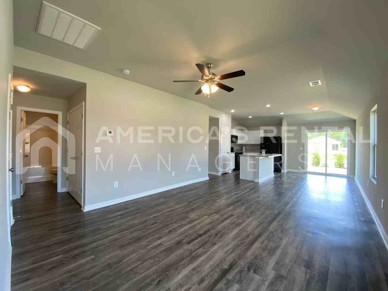 52 Cottage Ln - Photo 4 of 34