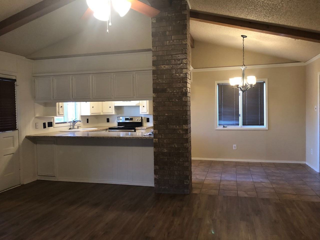 4807 63rd St - Photo 6 of 15