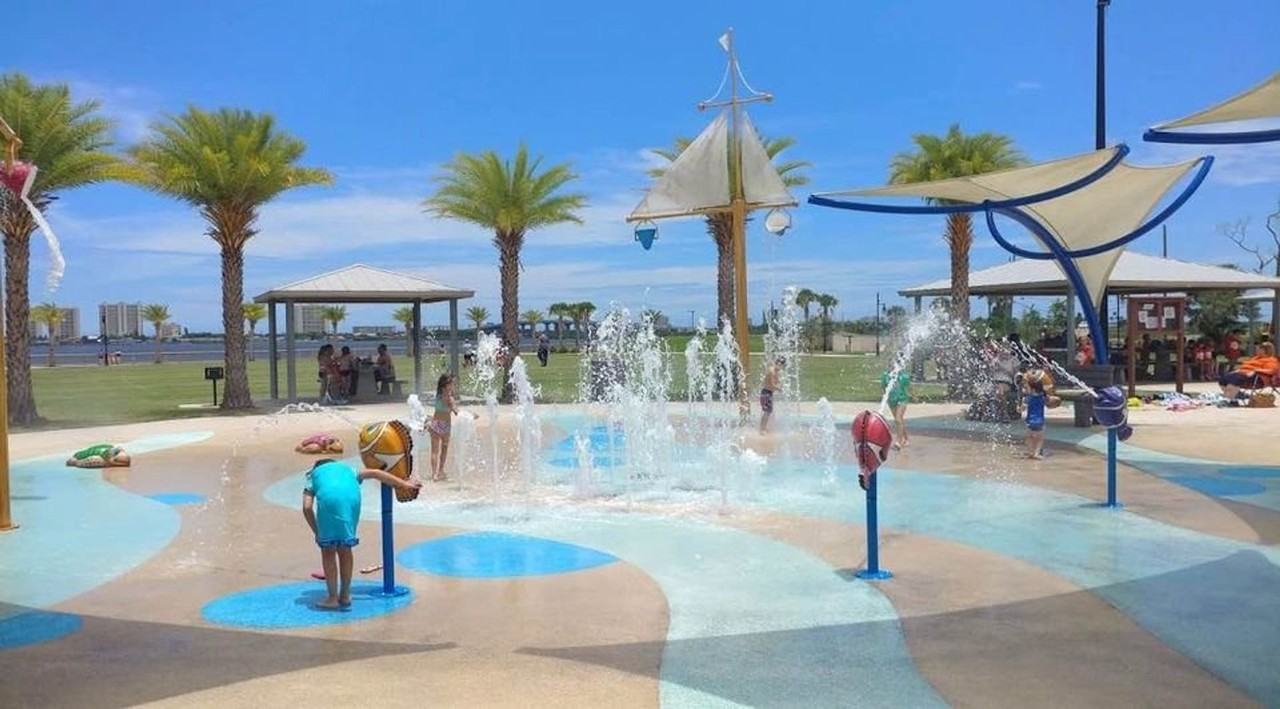 Orange Apartments - Photo 3 of 4