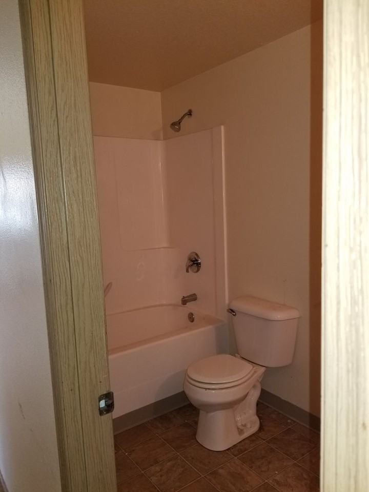 1306 Sw 10th Ct - Photo 7 of 11