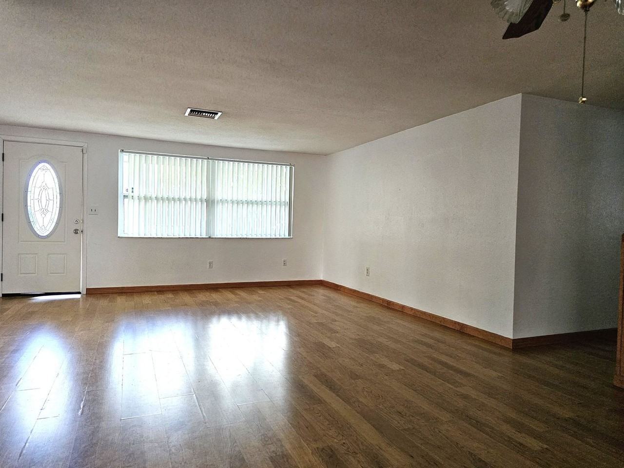 4715 Madison St - Photo 5 of 25